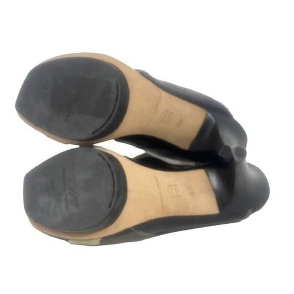 Donald J Pliner Heels - Picture 9 of 10